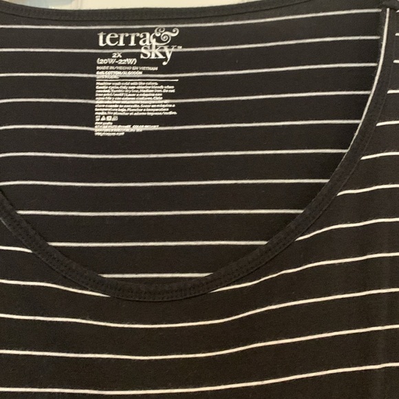 Terra & Sky Black and White Striped Long Sleeve Top 2x 20/22w - Picture 3 of 3
